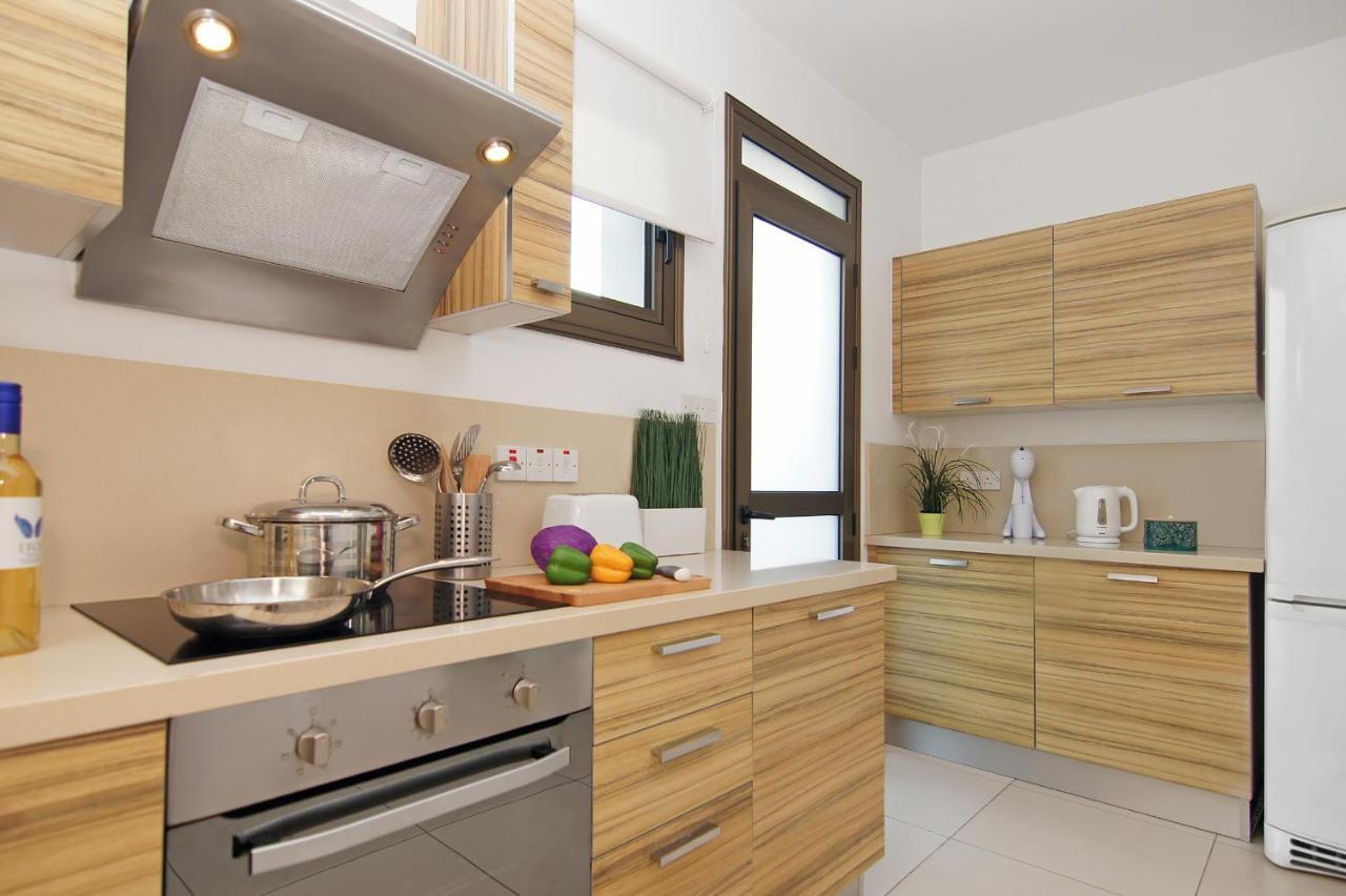 Villa Regina Ayia Napa Exteriör bild