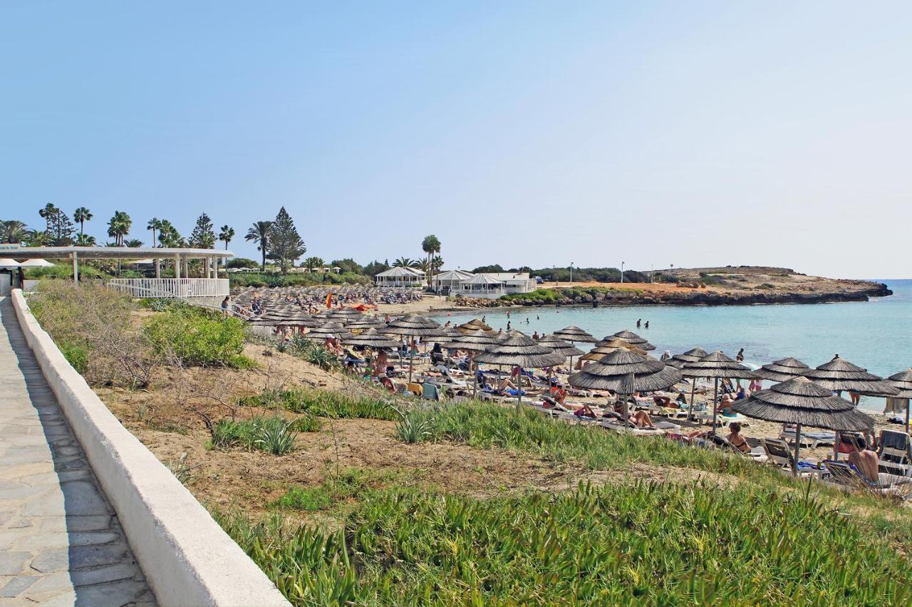 Villa Regina Ayia Napa Exteriör bild