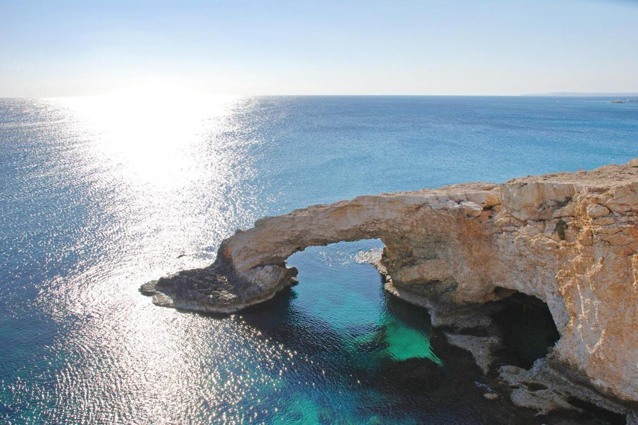 Villa Regina Ayia Napa Exteriör bild